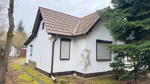 Foto - Haus mit schönem Grundstück - 299.000,00 EUR Kaufpreis,