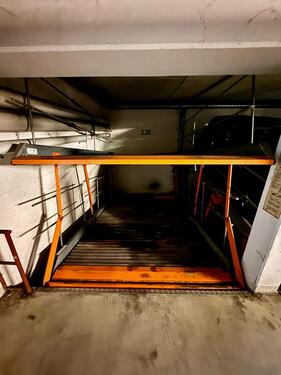Foto - Tiefgaragenplatz Parkplatz Stellplatz 10245 Friedrichshain