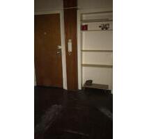 Ab sofort 3 Zimmer Wohnung, 77qm, Aufzug, Balkon, Stellplatz - Wuppertal Gemarkung Barmen