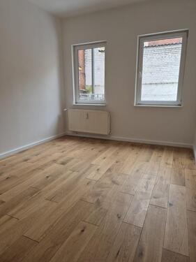 Foto - Zentrale charmante 2-Zimmer-Wohnung Balkon Badewanne Gäste-WC