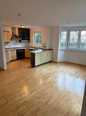 Foto - Zeitmiete! 2-Zimmer-Wohnung mit Terrasse und Garage (befristet)