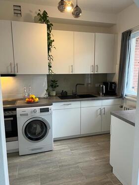 Foto - Helle 2 Zimmer Wohnung, 950€ warm. Siemensstadt mit Balkon