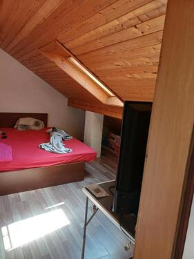 Foto - 1 Zimmer Dachgeschoßwohnung zur Miete in Grafschaft