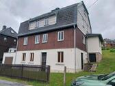 Foto - Wohnhaus Haus Einfamilienhaus Zweifamilienhaus Ferienhaus