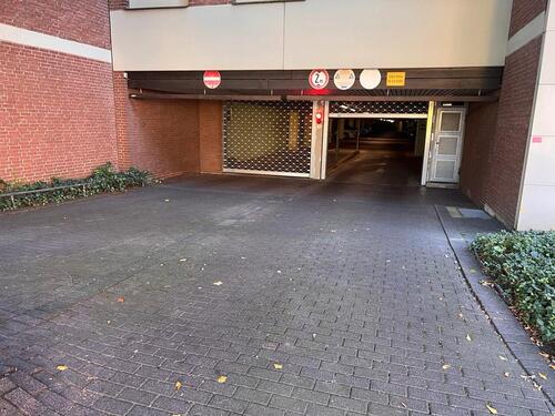 Foto - Tiefgaragenstellplatz in Köln Niehl zu vermieten