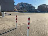 Foto - Außenstellplatz mit Schranke am Bahnhof