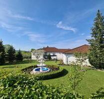 Top-Investment nahe Bayreuth: MFH + 900 m² Baugrund – provis.frei - Seybothenreuth