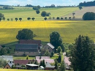 Foto - Historischer Dreiseitenhof mit Fachwerkcharme