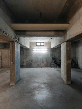 Foto - Tiefgaragenstellplatz in Dresden zu vermieten - ab sofort