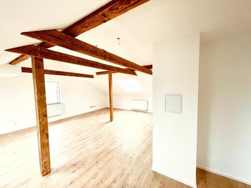 Foto - 3 Zimmer Dachgeschoßwohnung in Maxhütte-Haidhof