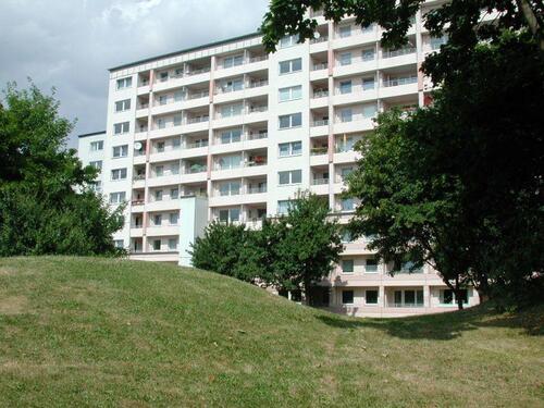 Foto - selbst renovieren und zwei Grundmieten sparen bei Anmietung bis zum 31.07.20