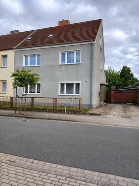 Foto - Mehrfamilienhaus mit großem Garten