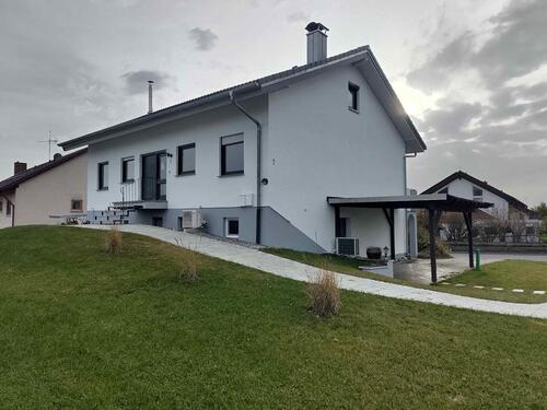 Foto - Sonnige 4,5 Zimmer Wohnung - 1.290,00&nbsp;EUR Kaltmiete, ca.&nbsp; 104,00&nbsp;m&sup2;