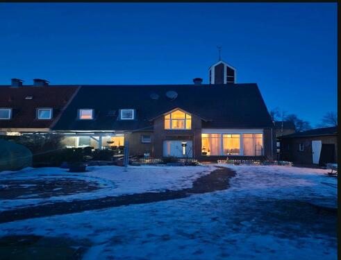 Foto - Doppelthaushelfte - 600.000,00&nbsp;EUR Kaufpreis, ca.&nbsp; 180,00&nbsp;m&sup2;