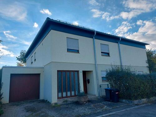 Foto - Winkelbungalow mit ELW in BB zu vermieten ca 170qm Wohnraum