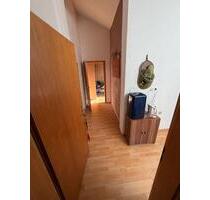 Großzügige und helle Dachgeschosswohnung in Oberhausen-Mitte