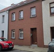Hübsches Reihenhaus 140m² Wohnfläche mit Hof in Tangermünde