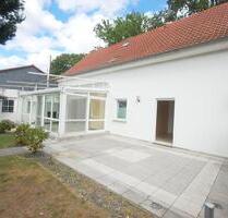 Haus mit 6 Zimmer, Garten, Kamin und Wintergarten in Volkse zu Vermieten - Hillerse