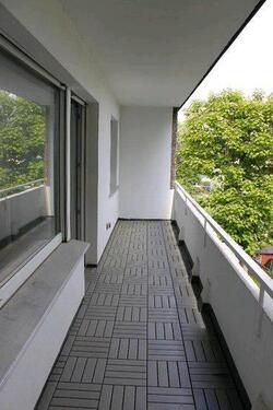 Foto - Helle 3-Zimmer-Wohnung mit großem Balkon in ruhiger Lage