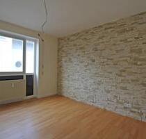 Top Altersvorsorge mit 4,8% Mietrendite, Stellplatz, Balkon & EBK - Dresden Cossebaude