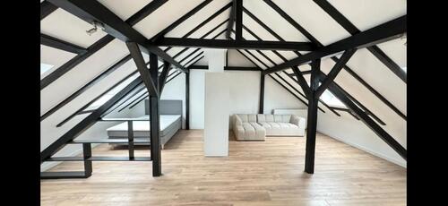 Foto - Teilmöblierte Dach-Studio-Wohnung zu vermieten 52 qm 950 Euro