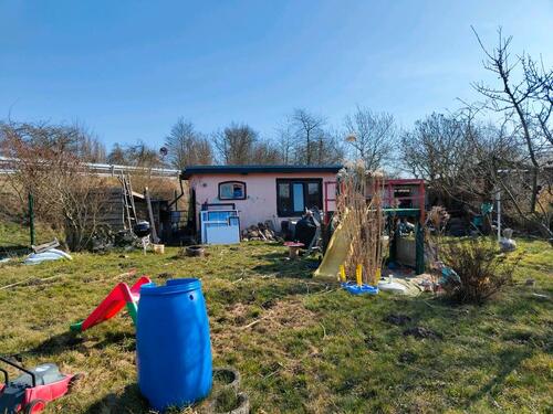 Foto - Kleingarten mit viel Potential - 900,00&nbsp;EUR Kaltmiete, ca.&nbsp; 0,00&nbsp;m&sup2;