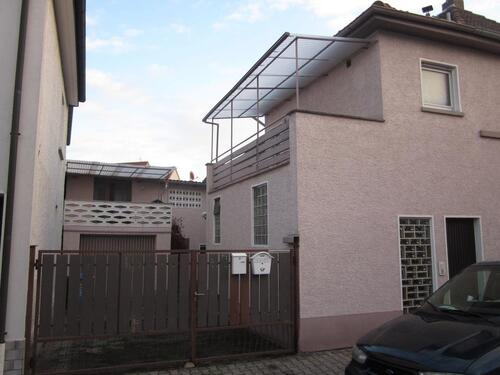 Foto - 13 Zimmer Mehrfamilienhaus, Wohnhaus in Mainhausen