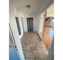 3-Zimmer Wohnung in Nürtingen - 1.130,00&nbsp;EUR Kaltmiete, ca.&nbsp; 85,00&nbsp;m&sup2; in Nürtingen (PLZ: 72622)