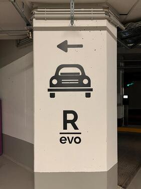 Foto - Tiefgaragen Stellplatz 