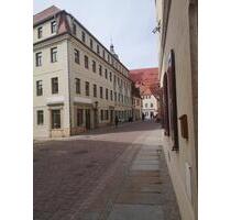 Geräumige Wohnung in Pirnas Altstadt zu vermieten !!!