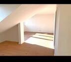 Foto - 2 Zimmer Dachgeschoßwohnung zur Miete in Düren