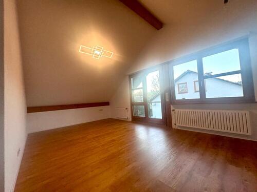 Foto - 1 Zimmer Dachgeschoßwohnung zur Miete in Emmingen-Liptingen