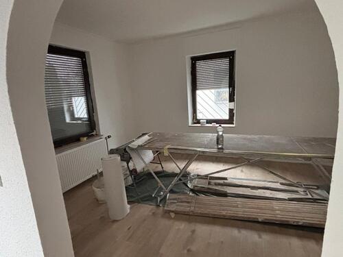 Foto - Sanierte 2 Zimmer Wohnung mit Zugang zur Terrasse