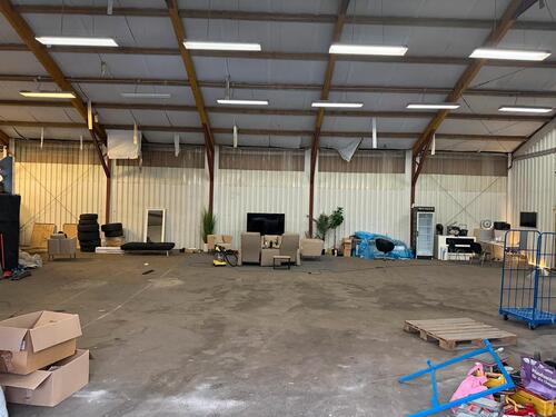 Foto - Gewerbeimmobilie mieten Lagerhalle Fläche KFZ