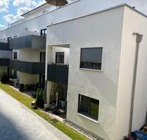 Hübsche moderne 4-Zi WHG mit Terasse Neubau SR Süd Toplage - Straubing