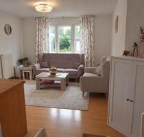 3,5-Zimmer-Wohnung in Magstadt – Wintergarten & Einbauküche