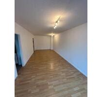 Renovierte 3-ZKB Wohnung (75qm) in Alt-Saarbrücken - Saarlouis