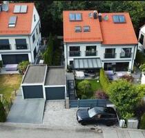 Modernes Familiendomizil am Moniberg 182 m², Smart Home & Design - Landshut