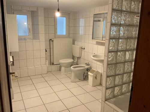 Foto - Einfamilienhaus mit 100,00 m&sup2; in Lage zur Miete
