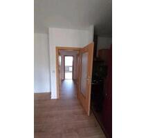 Schöne Wohnung 2,5 Raum - 300,00 EUR Kaltmiete, in Plauen (PLZ: 08529) Alt Chrieschwitz