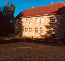 Resthof, Reiterhof, Mehrfamilienhaus 3-7 WE, Reitplatz - Lemgo