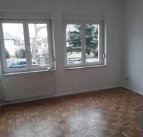 Mietwohnung 3 ZKB Parterre - 450,00&nbsp;EUR Kaltmiete, ca.&nbsp; 55,00&nbsp;m&sup2; in Apolda (PLZ: 99510)