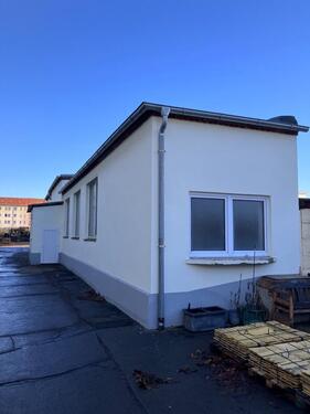 Foto - Produktions- und Lagerhalle zu vermieten