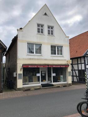 Foto - Einfamilienhaus mit Ladengeschäft im Zentrum von Blomberg