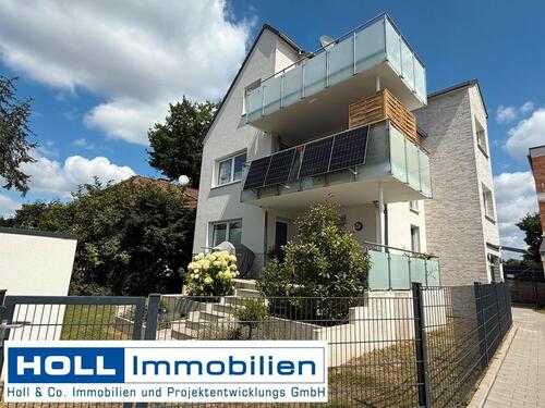 Foto - *** Attraktive 3-Zimmer-Dachgeschoss-Wohnung mit Balkon und Garage ***