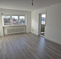 Charmante 2 Zimmer Wohnung mit Balkon in Dietzenbach