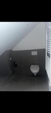 Foto - 2 Zimmer Dachgeschoßwohnung zur Miete in Langenfeld (Rheinland)