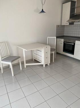 Foto - Möblierte 1-Zi Wohnung mit EBK und TG-Stellplatz in Griesheim