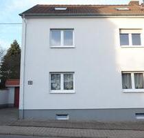 2-Fam-Haus m. Garten in ruhiger Lage in Heusweiler; teilvermietet