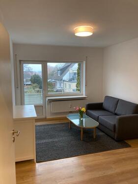 Foto - 1 Zimmer Pendler Wohnung, kernsaniertteilmöbliert mit Balkon